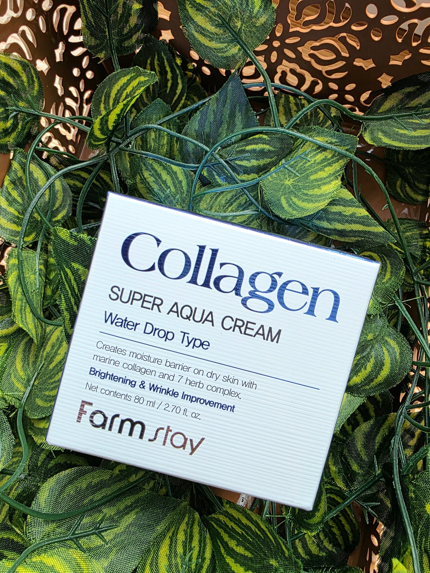 FarmStay drėkinamasis veido kremas su kolagenu