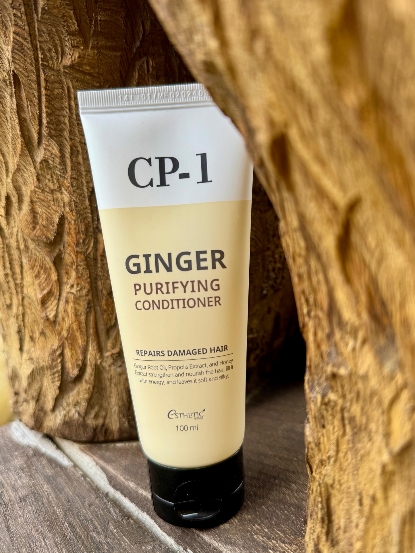 Esthetic House CP-1 kondicionierius su imbieru